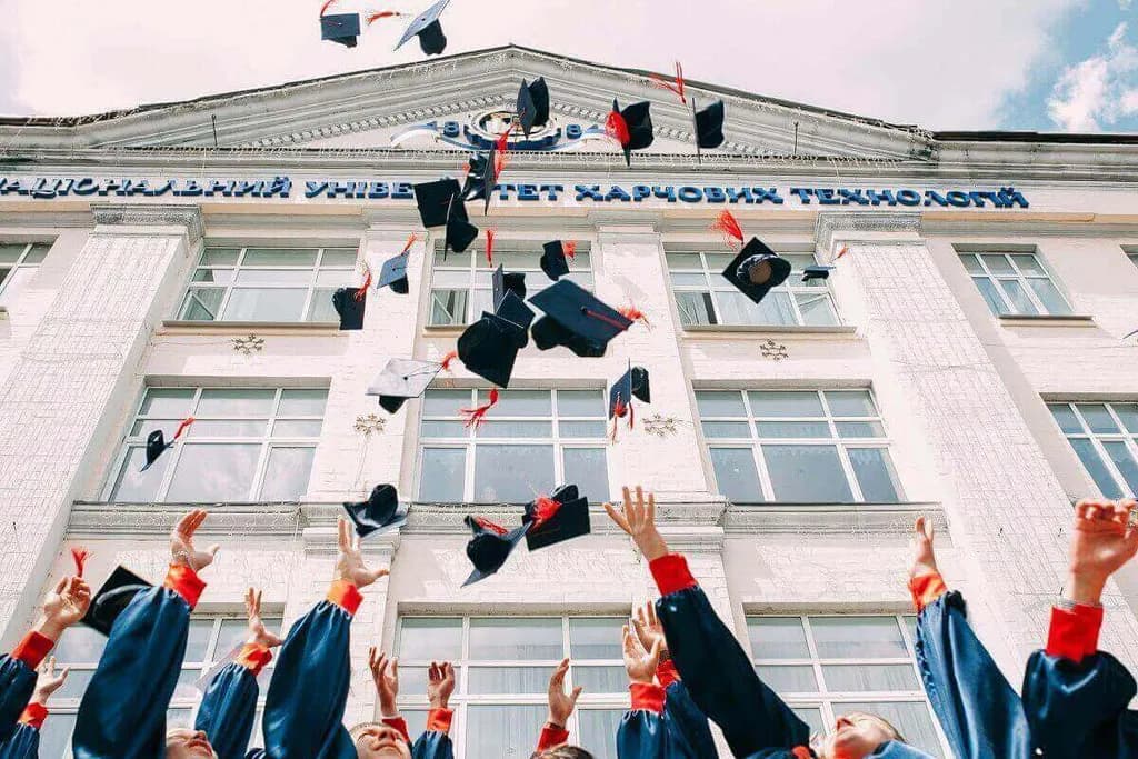 Herzliche Glückwünsche zum bestandenen Abitur – kreative Ideen und Sprüche